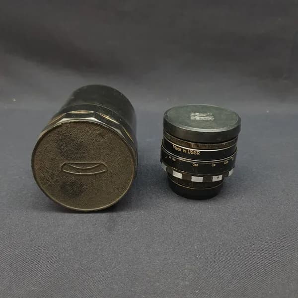 Винтажный объектив Helios 44 2. СССР, замутнение линзы, советская фототехника для пленочного фотоаппарата