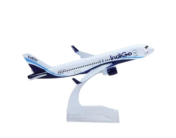 Коллекционная модель Airbus 320 из металла, отличный подарок для любителей авиации