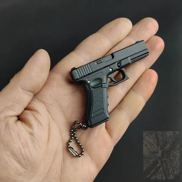 Брелок Glock 17 P18C Black коллекционный/разборный PUBG/CS GO/Fortnite/APEX