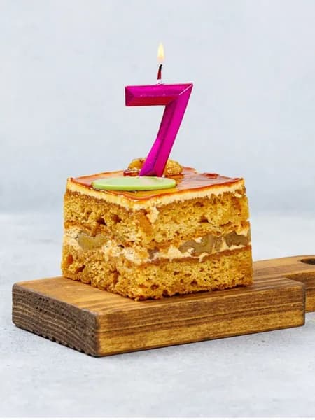 Riota Свечи для торта цифра 7, 4.5 см х 4.5 см, 1 шт