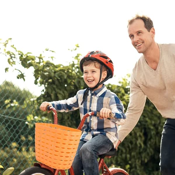 Съемная оранжевая корзина из пластика для хранения на детский велосипед