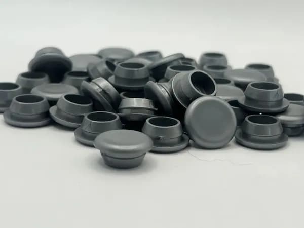 Заглушка ПВХ PP14 серебристая 10 шт