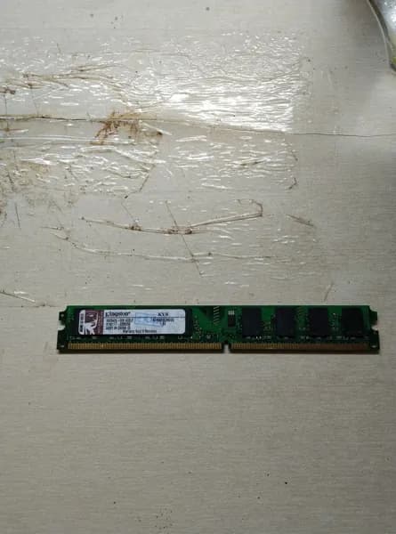Оперативная память Оперативная память 9905429 - 008 A02LF 2 Гб DDR2, 1 x 2 ГБ (9905429 - 008 A02LF 2 Гб)