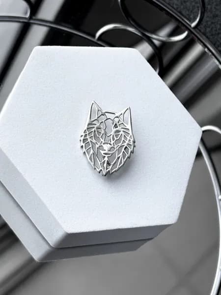 DIAMOND ANIMAL брошь значок с Волком, серебро 925 с родием