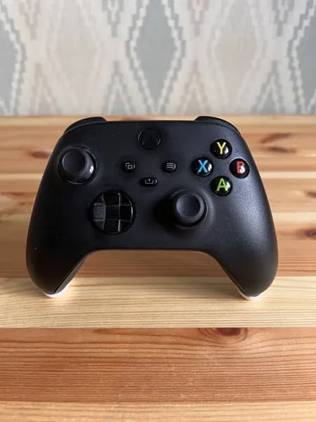 Минималистичная подставка для геймпада Xbox S X, One, белый