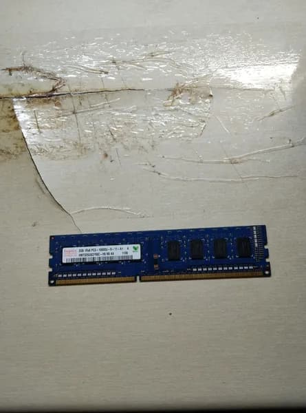 Оперативная память Оперативная память hynix 2GB 1Rx8 PC3-10600U - 9- 11- A1 A DDR3, 1 x 2 ГБ (hynix 2GB 1Rx8 PC3-10600U - 9- 11- A1 A)