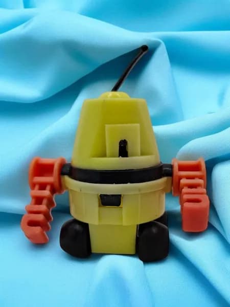 Винтажная игрушка "Робот", размер 8х6х9см