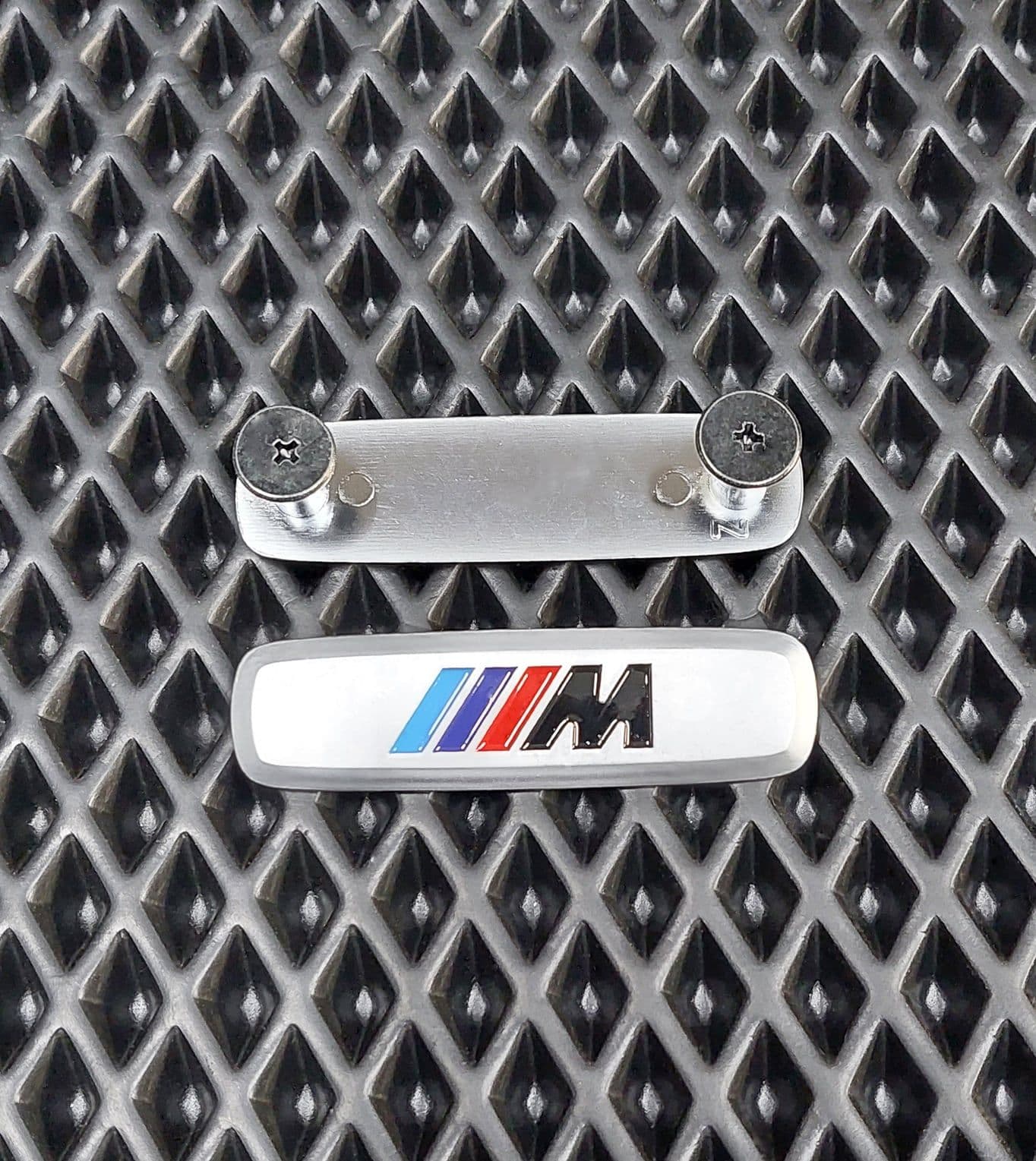 Шильдик для автомобильных ковриков Bmw M Бмв М (1 шт.)