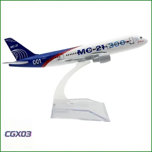 Модель российского MC-21 самолета