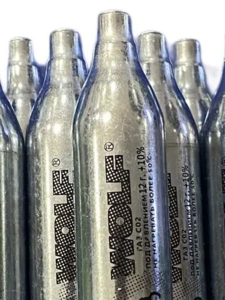 Wolf CO2 газ для пневматики 5 шт, серебристый