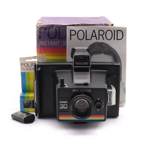 Фотоаппарат Polaroid Instant 30 в упаковке
