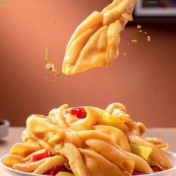 Маринованные утиные лапки и крылышки с перцем чили, пряные снеки из утятины, региональные деликатесы