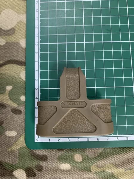 Петля для магазина for 5.56, бежевый, быстроват MagPul