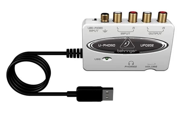 Behringer UFO202 внешний портативный звуковой интерфейс