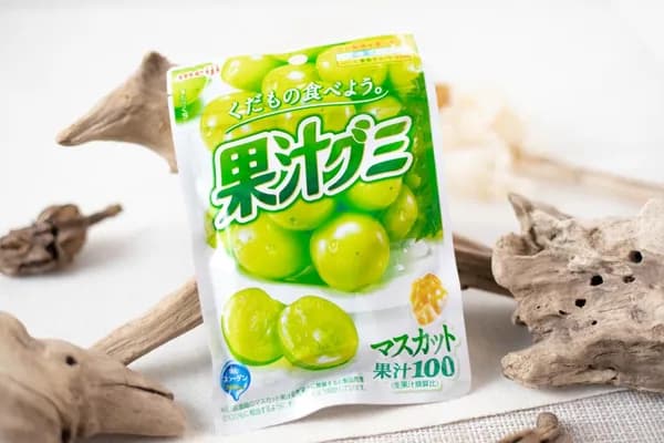 Мармелад Мейджи 54г Meiji жевательный Мускат- Белый Виноград с коллагеном Япония