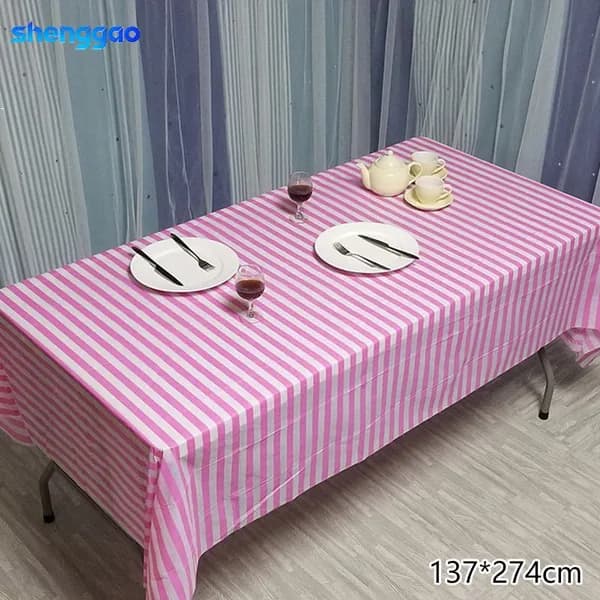 Скатерть одноразовая длина 274 см,