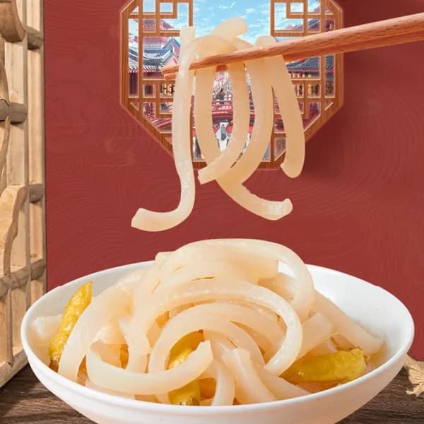 Хрустящая свиная шкурка с перцем и маринованной капустой, популярная закуска из Чунцина