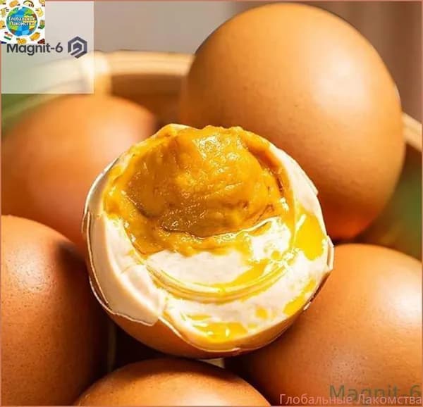 Фирменные закуски с кунжутным соусом и яйцами