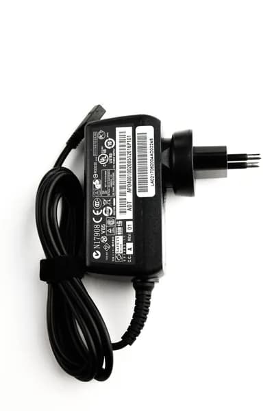 Блок питания 12V1.5A microUSB 18W