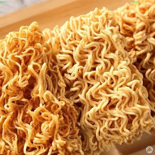 Хрустящая лапша быстрого приготовления со вкусом говядины в сычуаньском стиле, сухой перекус, снек для удовольствия