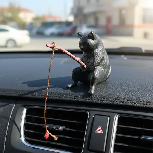 Чёрный кот-подвеска для автомобильного зеркала заднего вида