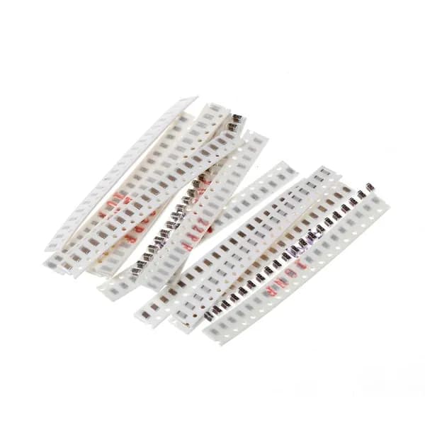 Конденсаторные блоки 1206 SMD обычно используются 16 типов по 20 штук в каждом, всего 320 шт.