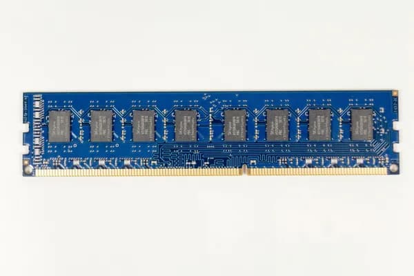 Оперативная память HMT41GU6MFR8C-PB, 1600 МГц, 1 x 8 ГБ (HMT41GU6MFR8C)