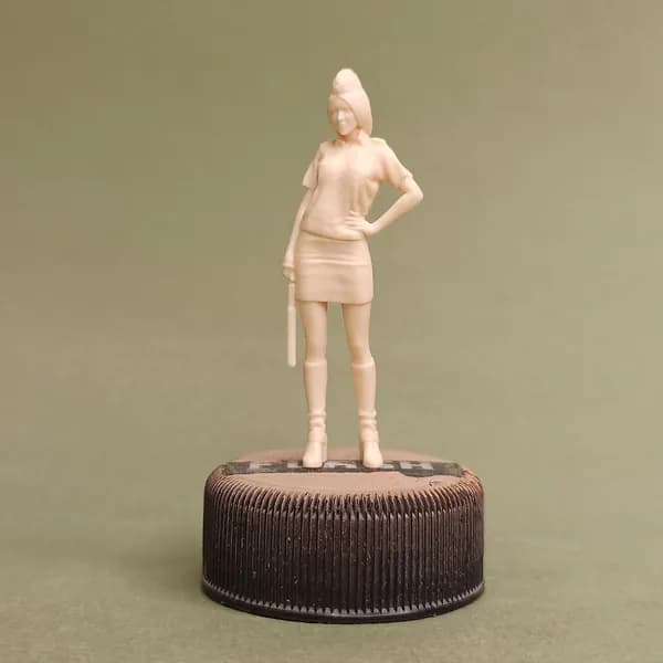 Младший лейтенант Вилкова. Фигурка в масштабе 1:43.