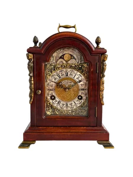 Часы Bracket Clocks. Англия, дерево, металл, 1960 гг.