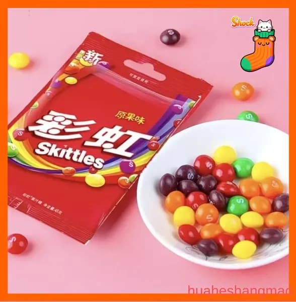 Сладости Skittles с необычным сочетанием цветов и фруктов в удобной упаковке