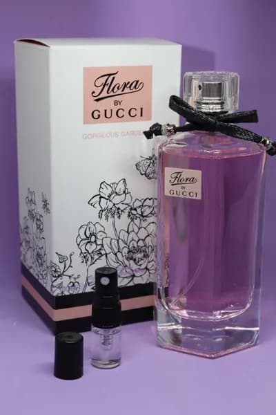 Gucci Наливная парфюмерия Туалетная вода Flora Gorgeous Gardenia отливант 2 мл