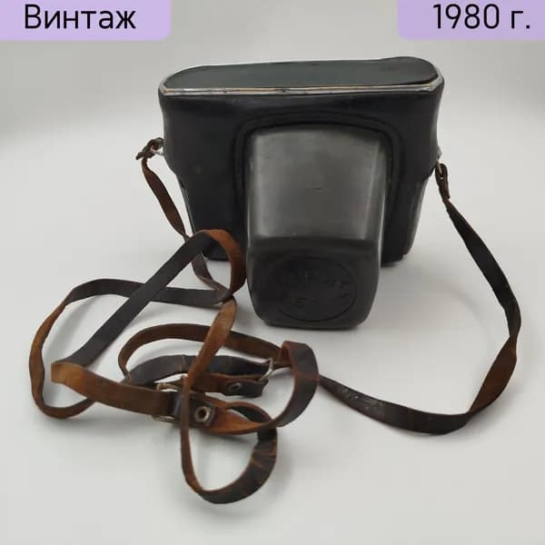 Фотоаппарат плёночный "Зенит-Е" с олимпийской символикой и объективом "Юпитер9 в кофре материалы Белорусское оптикомеханическое объединение БелОМО СССР 1980 г