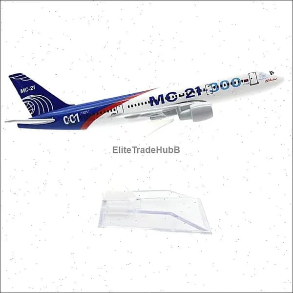 Модель российского MC-21 самолета
