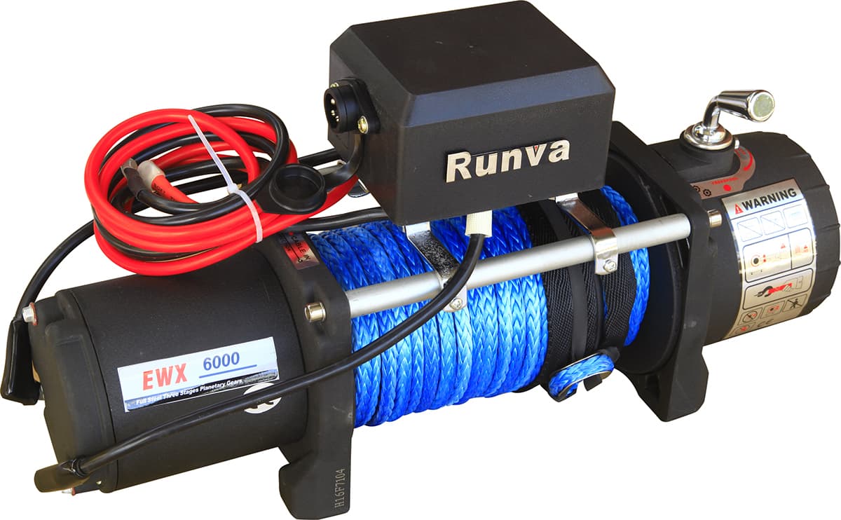 Лебёдка автомобильная электрическая 12V Runva 6000 lbs 2500 кг (синтетический трос)