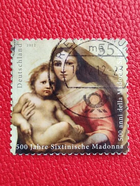 Марки Германия 2012. Серия: "Сикстинская Мадонна с младенцем". Гашение. Легка волна - см фото