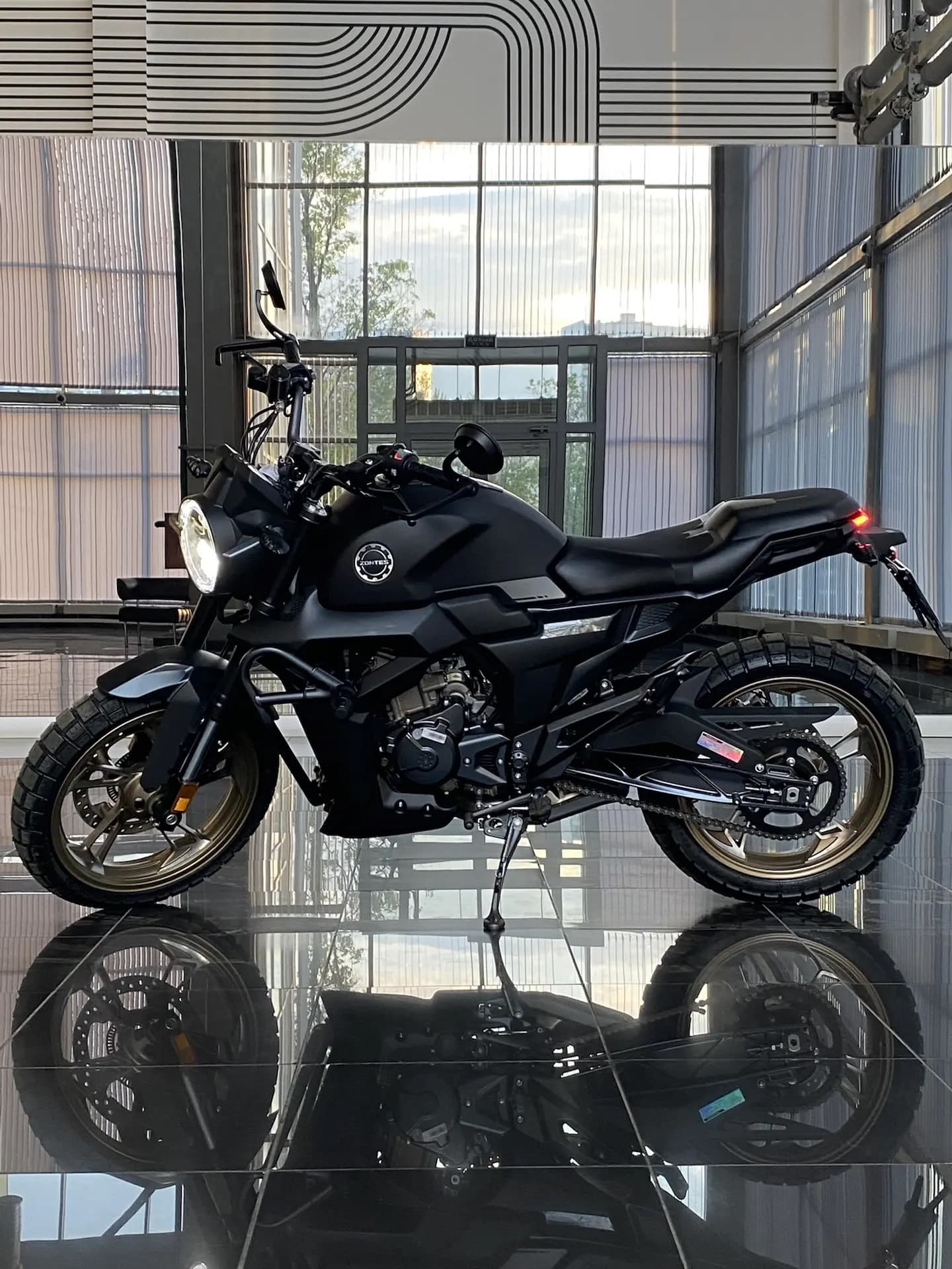 ZONTES ZT125-G1 Мотоцикл, Дорожный, 125 см³ / 15 л.с.