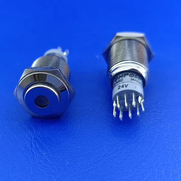1 штука Кнопка антивандальная LAS2GQH-22ZD/24V белая мет 3A 250V (арт.62491)