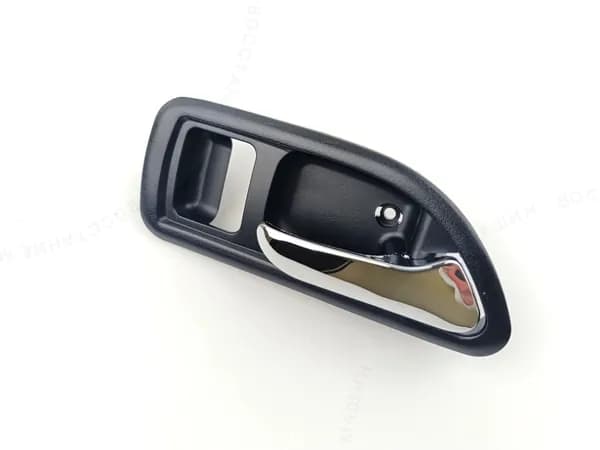Ручка двери внутренняя правая в сборе (черный салон) для Great Wall Hover H2 / 6105200-K00B-0804