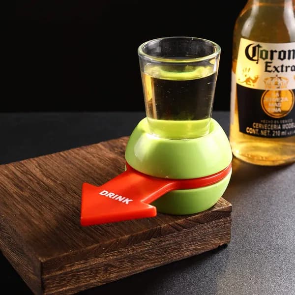 Алкогольная рулетка "DRINK" с рюмкой, настольная игра для вечеринок, аксессуар для бара и дома (6 цветов на выбор)