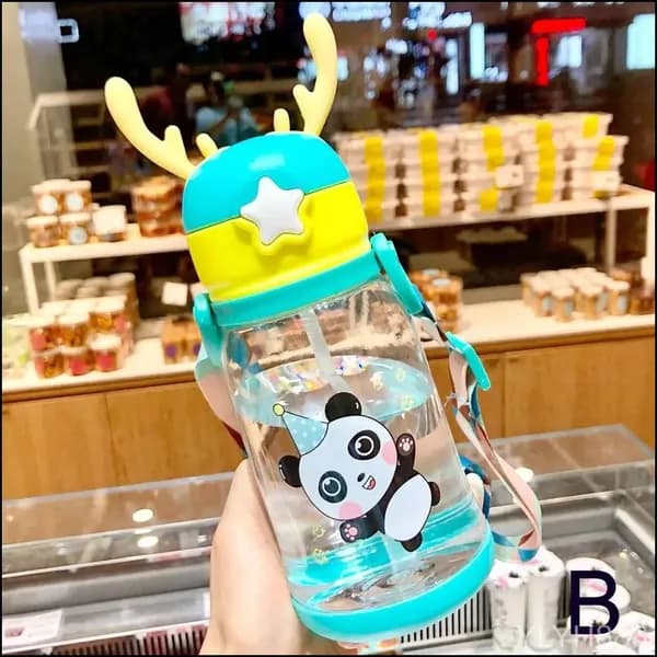 Чашка для воды большой емкости, летняя пластиковая чашка в форме рога для детского сада с соломинкой для детей с узором кролика
