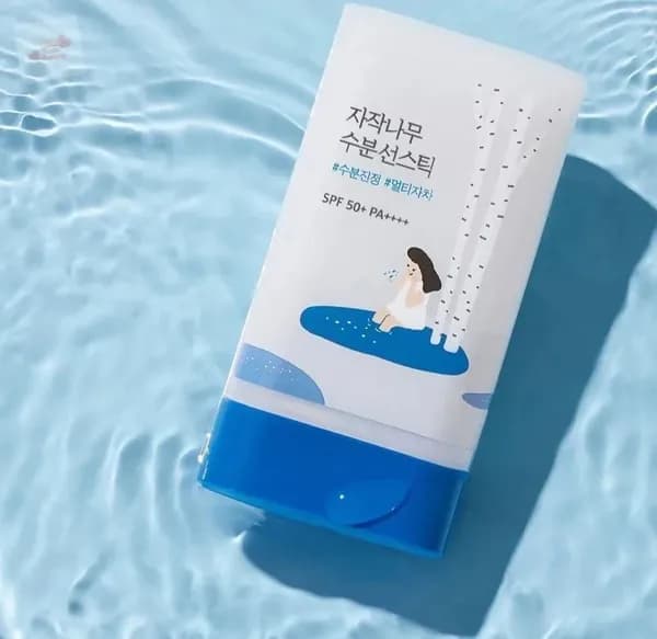 Round Lab Крем-стик солнцезащитный березовый увлажняющий - Moisturizing sun stick SPF 50+ 19г1