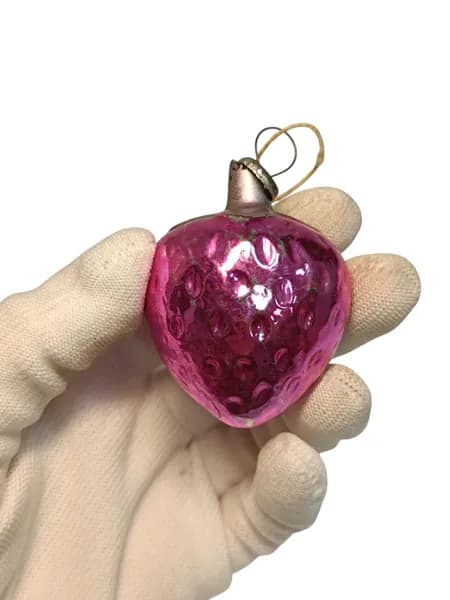 Советская винтажная елочная игрушка, Клубника. Сделано в СССР.