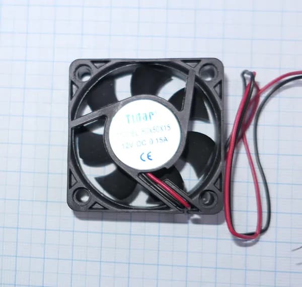 Вентилятор RQD5015MS, 50x50x15mm, 12V, 0,15A.