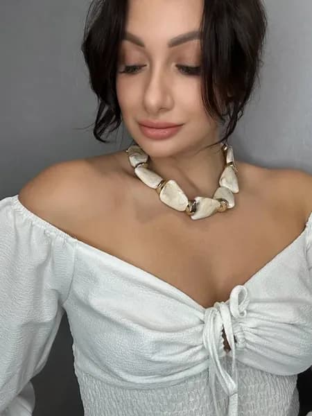 Колье на шею крупное