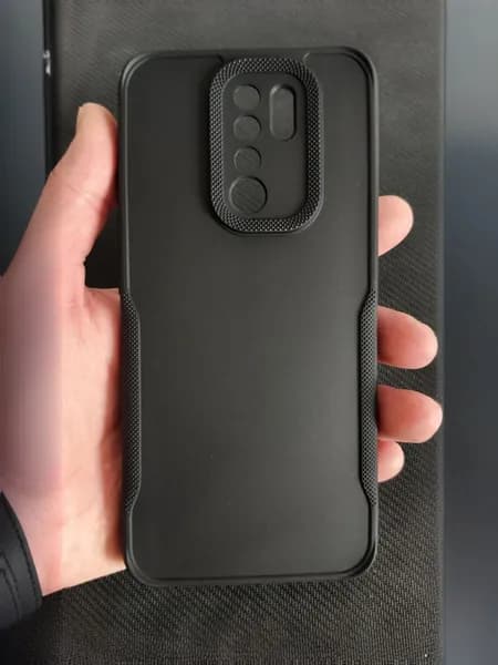 Чехол на Redmi 9 черный с нескользящими боками
