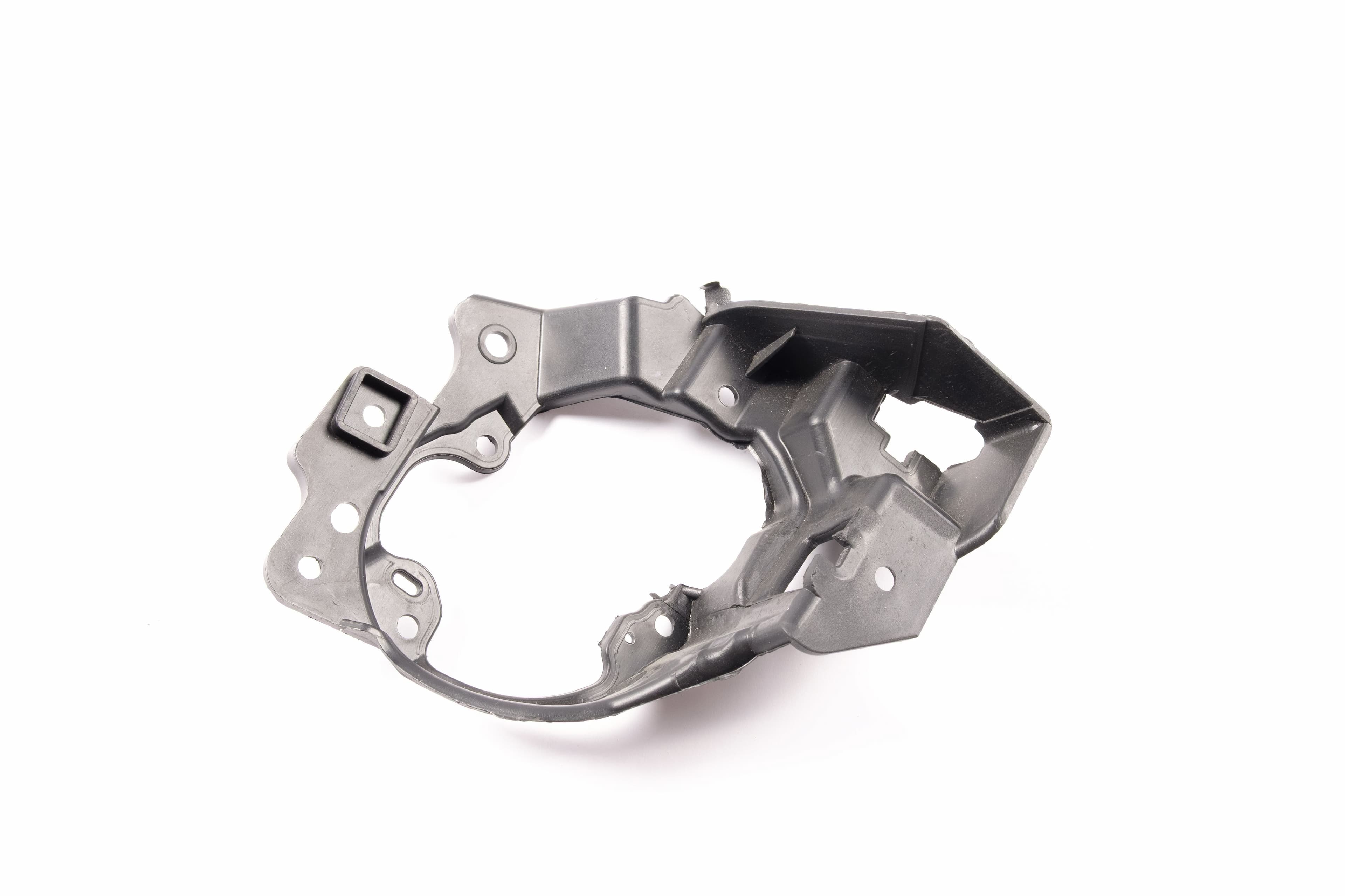 Рамка кронштейн ПТФ Mazda 3 BK 2003-2006 левая, решетка бампера, накладка противотуманной фары оправа туманки
