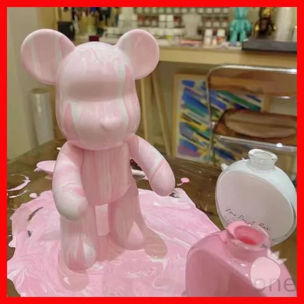 Набор для творчества мишка с красками Bearbrick fluid art 23 см (Белый, розовый