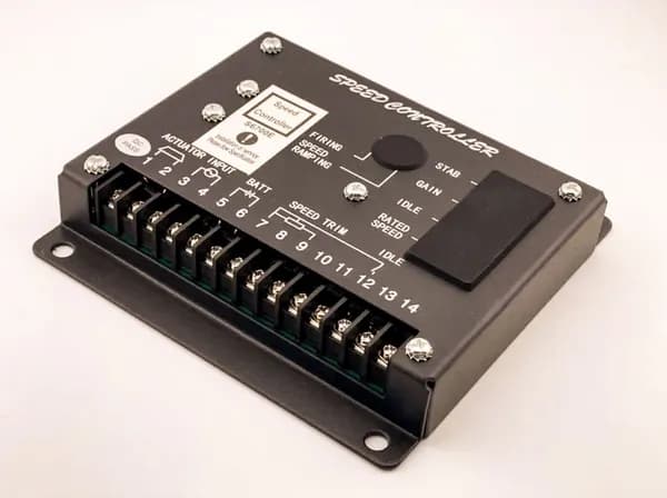 S6700E Электронный регулятор оборотов двигателя (Governor controller)