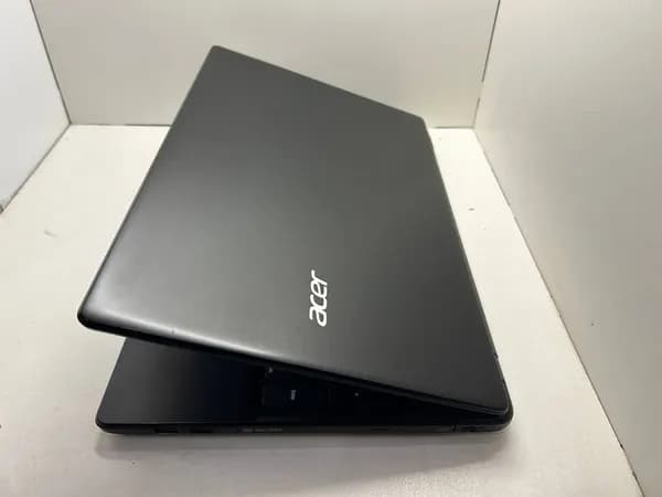 Acer Ноутбук 15.6", Intel Core i5-4210U, RAM 8 ГБ 256 ГБ, GeForce 820M (2 Гб), черный, Русская раскладка