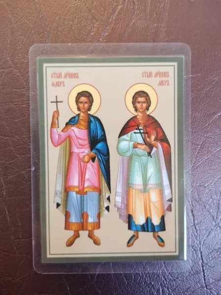 Иконка для салона автомобиля "Флора и Лавра"